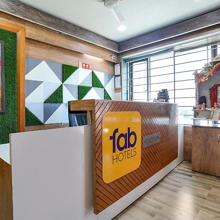 Fabhotel Galaxy I Ahmedabad Exteriör bild