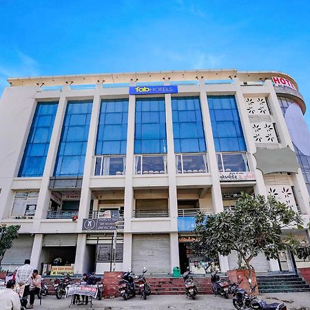 Fabhotel Galaxy I Ahmedabad Exteriör bild