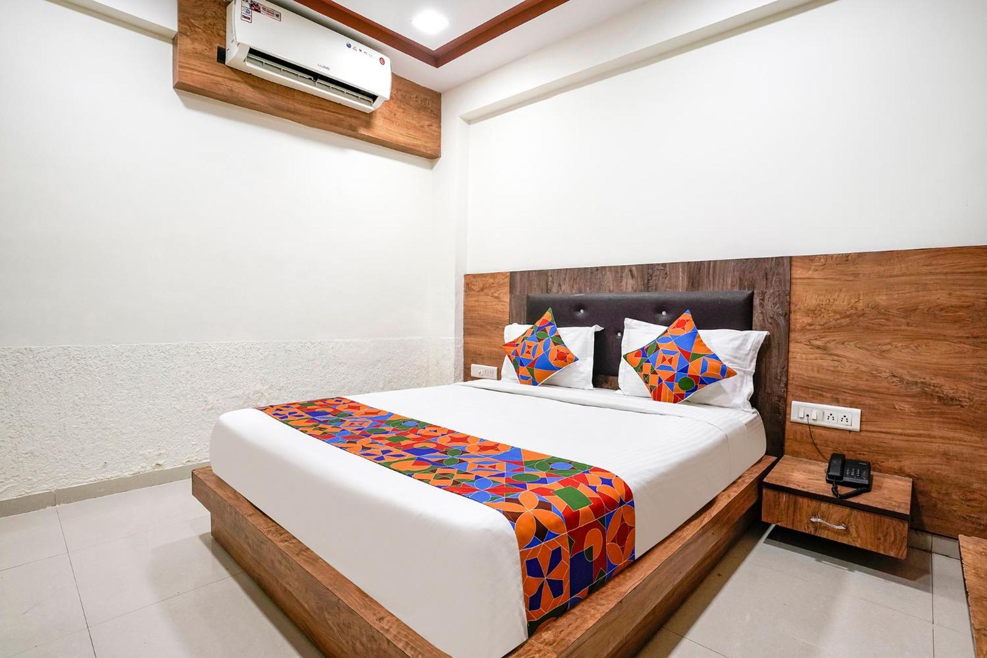 Fabhotel Galaxy I Ahmedabad Exteriör bild