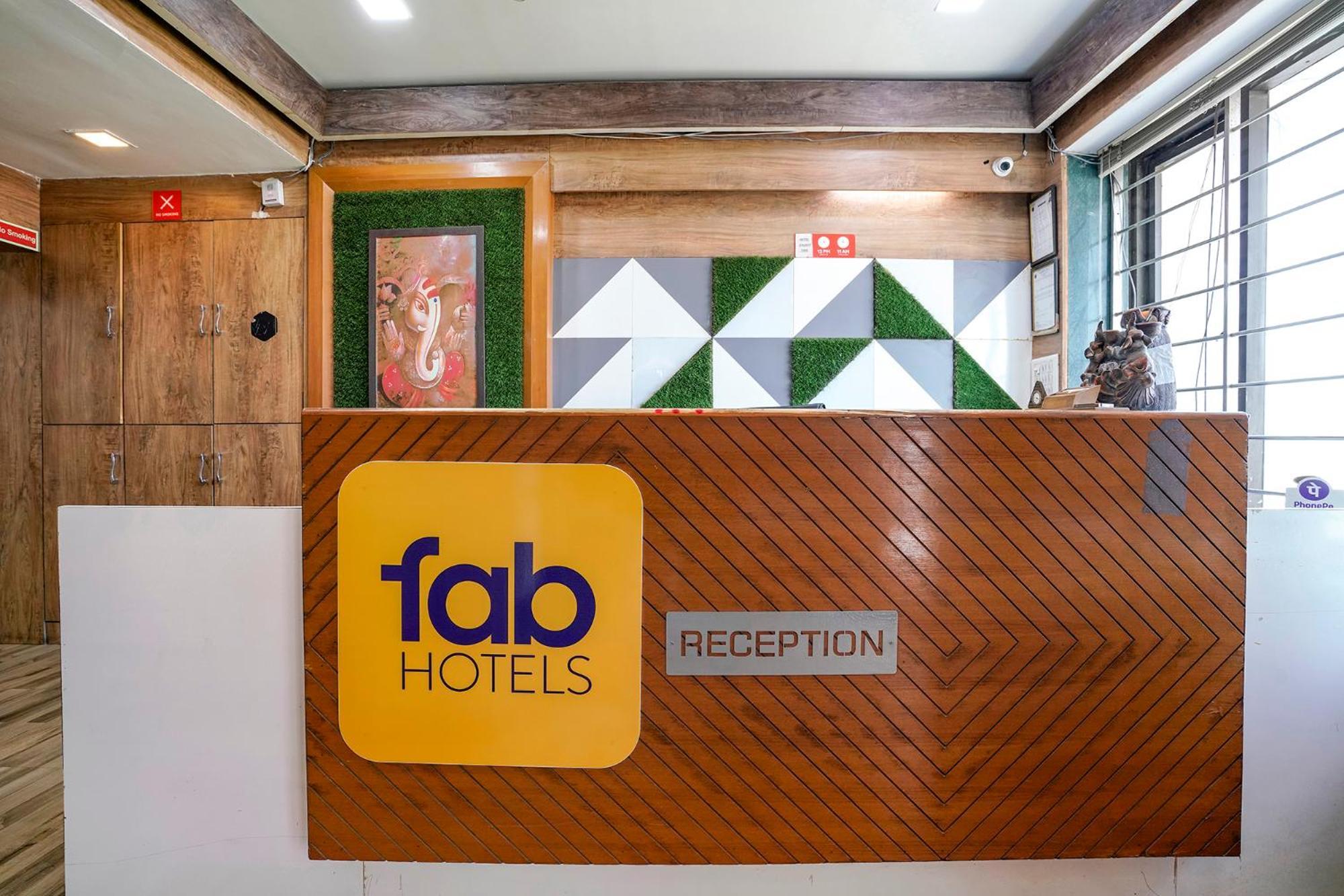 Fabhotel Galaxy I Ahmedabad Exteriör bild