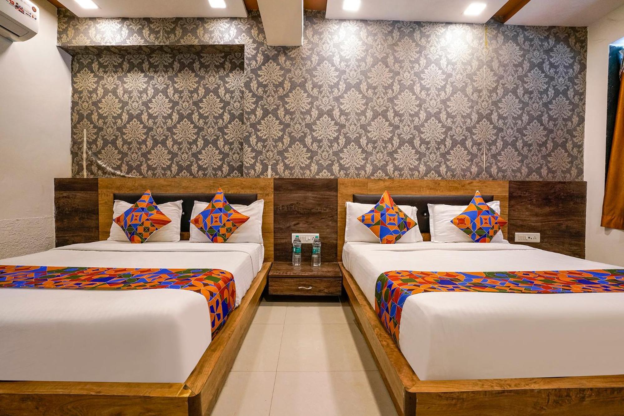 Fabhotel Galaxy I Ahmedabad Exteriör bild