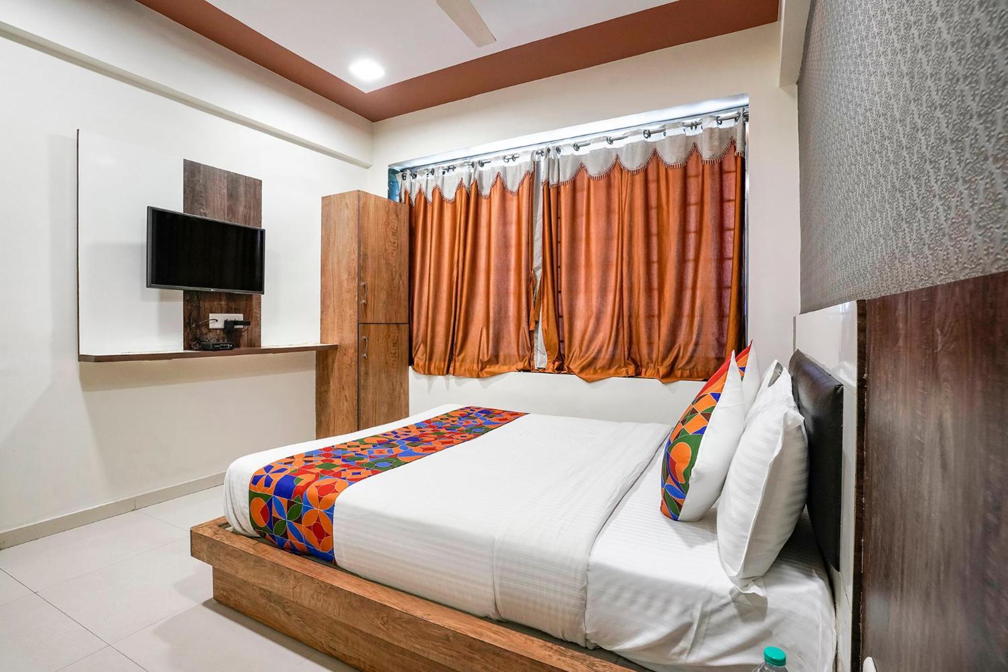 Fabhotel Galaxy I Ahmedabad Exteriör bild